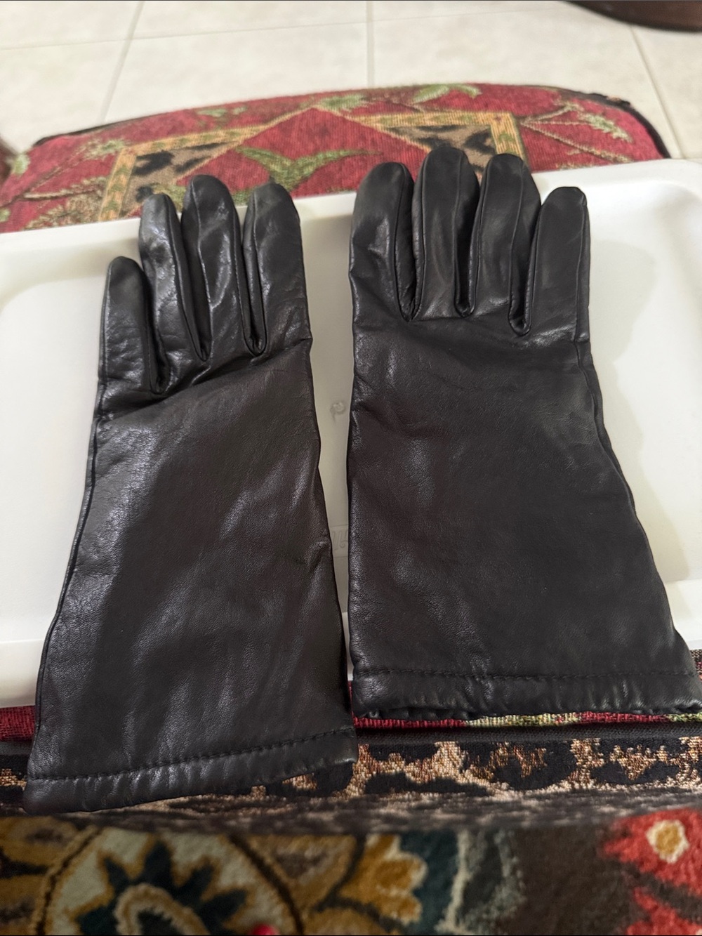 Ladies Grando Classic Black Leather Gloves - Size Small